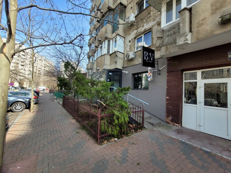 Spatiu comercial zona Mall Vitan